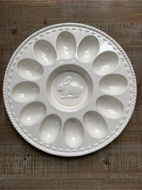 Hallmark Easter Bunny Deviled Egg Plate